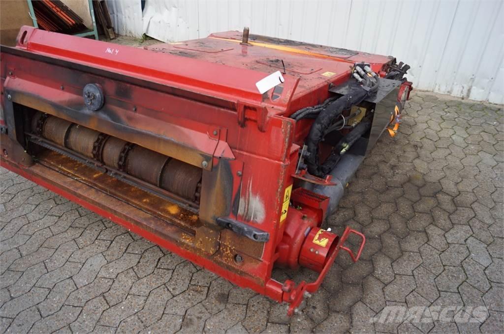 CASE 9010 Combine harvester accessories