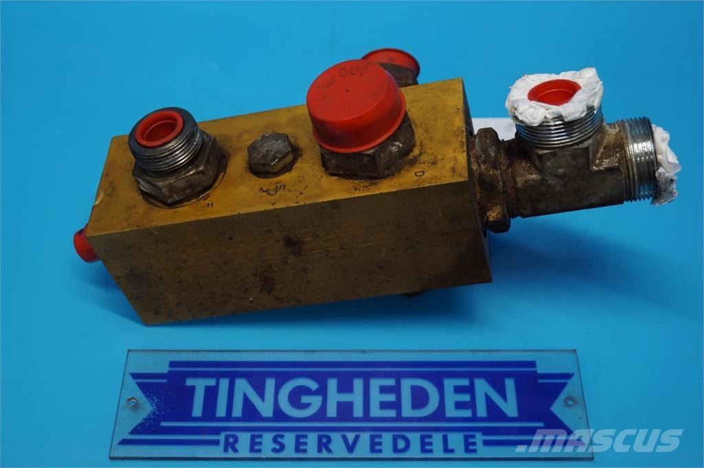 CASE 9120 Hydraulics