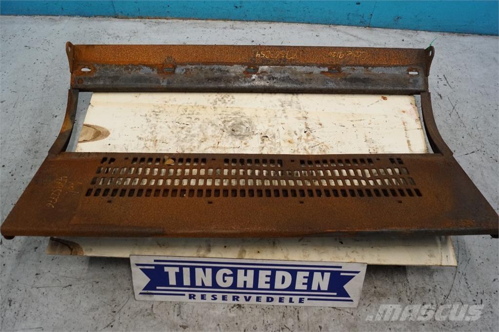 CASE 9120 Combine harvester accessories