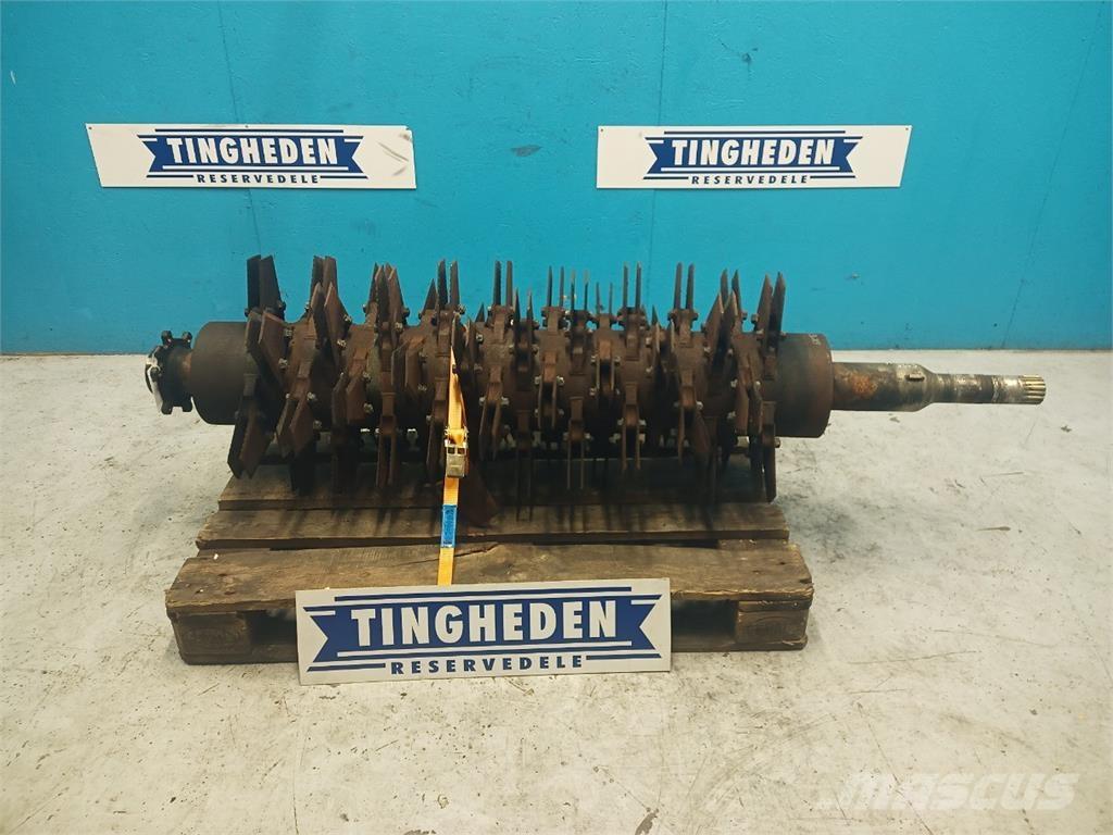 CASE 9230 Combine harvester accessories