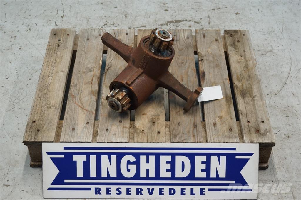 CASE 9230 Combine harvester accessories