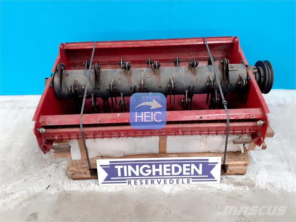 CASE CF60 Combine harvester accessories