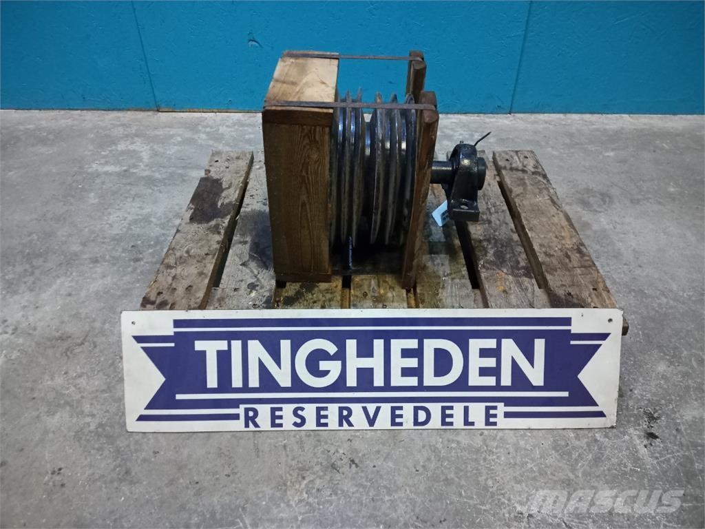 CASE CF80 Combine harvester accessories