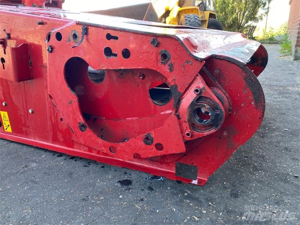 Case IH 9230 Combine harvester accessories