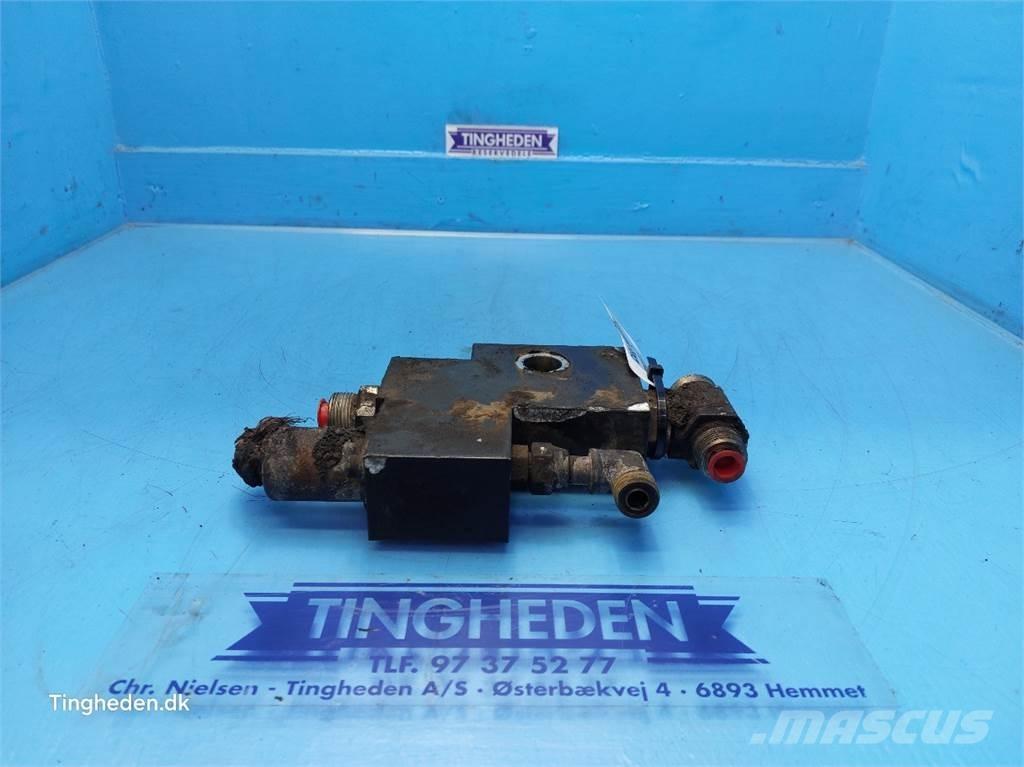 CASE Puma 185 Hydraulics