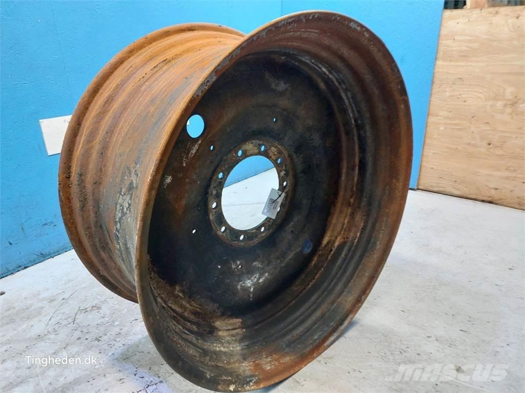 CASE R42 Tyres, wheels and rims