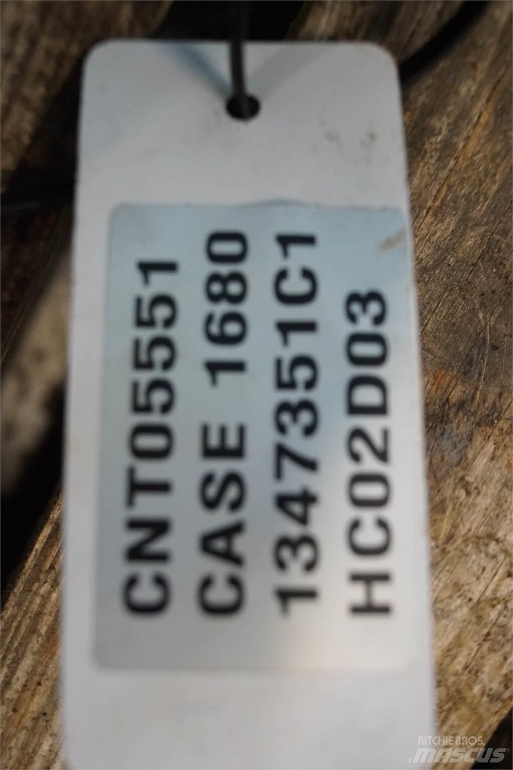 CLAAS 1680 Combine harvester accessories