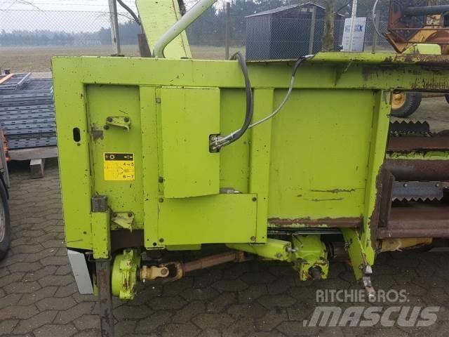 CLAAS 6218 8R Forage harvesters