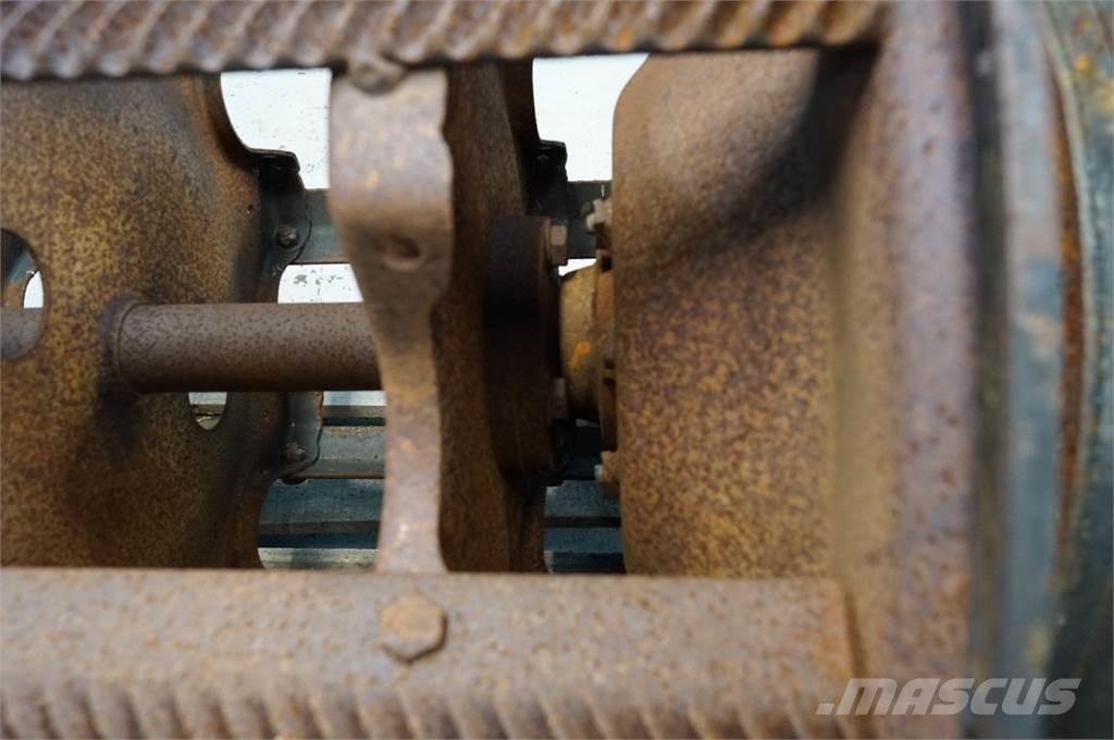 CLAAS Lexion 405 Combine harvester accessories
