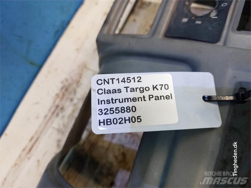 CLAAS Targo K70 Cabins and interior