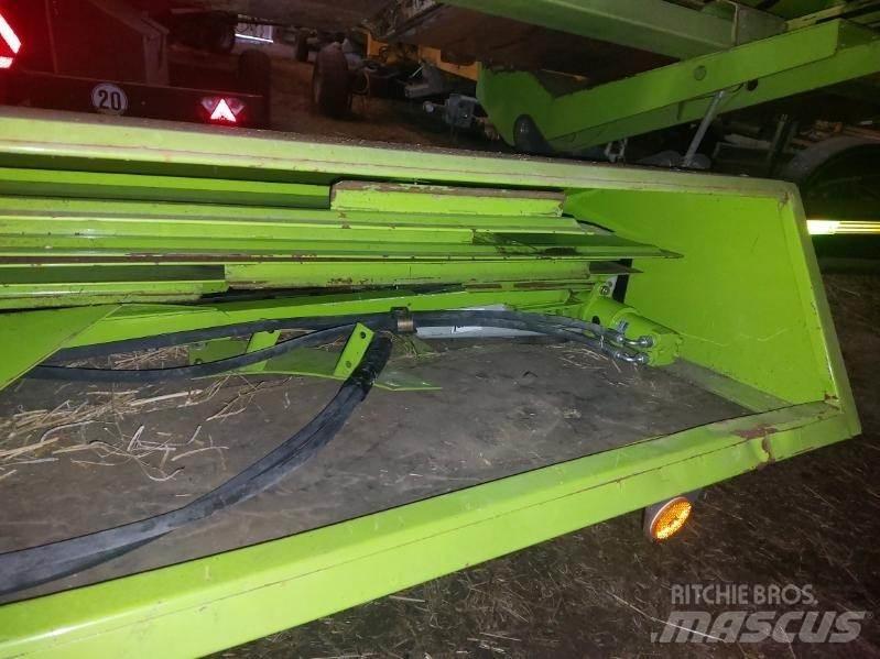 CLAAS V1230 Combine harvester accessories