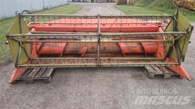 Dronningborg 10 Combine harvester accessories