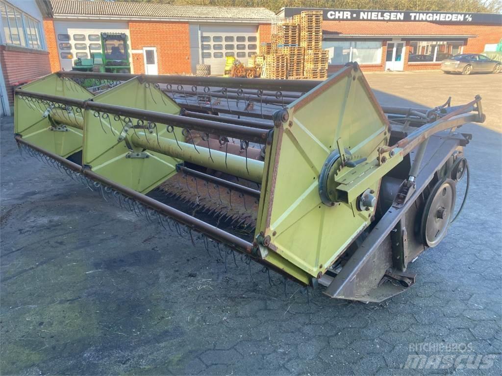 Dronningborg 12 Combine harvester accessories