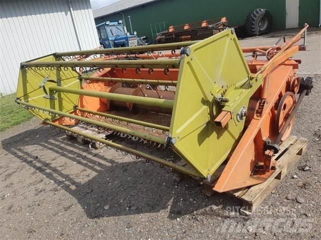 Dronningborg 9 Combine harvester accessories