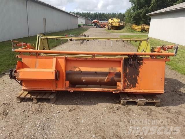 Dronningborg 9 Combine harvester accessories