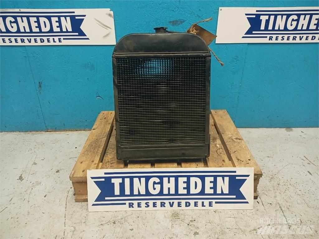 Dronningborg 900 Radiators