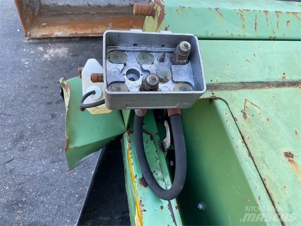 Fendt 8350 Combine harvester accessories