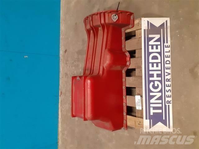 Ford 2702E Engines