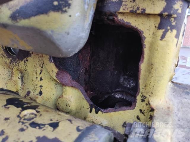 Ford 2704ET Engines