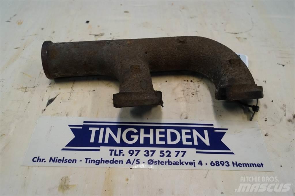 Ford 2713E Engines