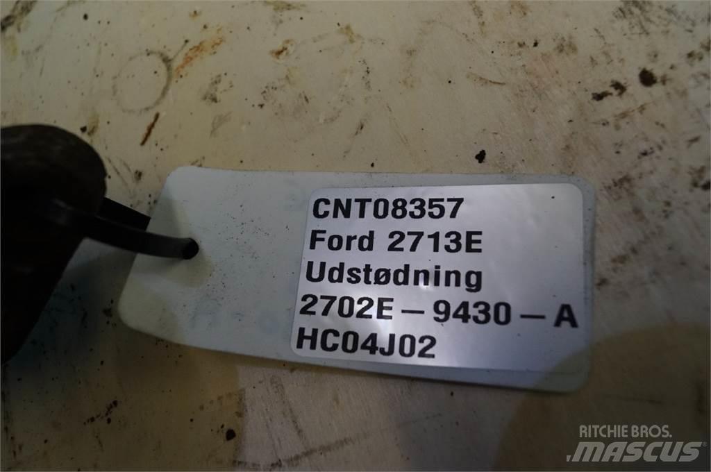 Ford 2713E Engines