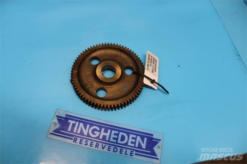 Ford 2723E Engines
