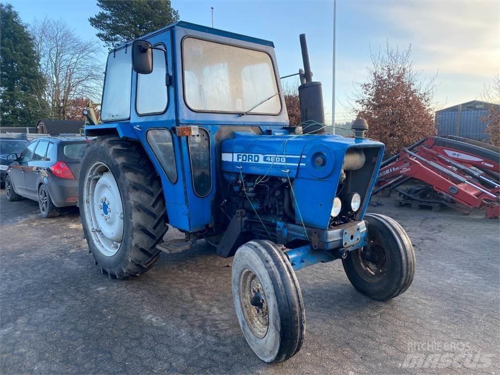 Ford 4600 Tractors