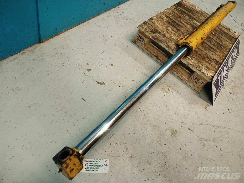Ford 655 Booms and arms