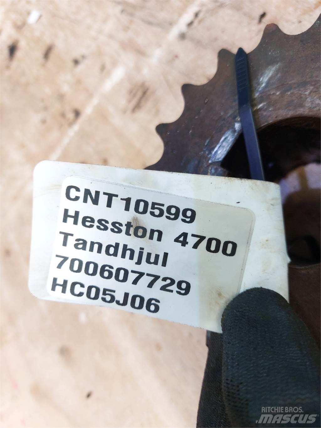 Hesston 4700 Farm machinery