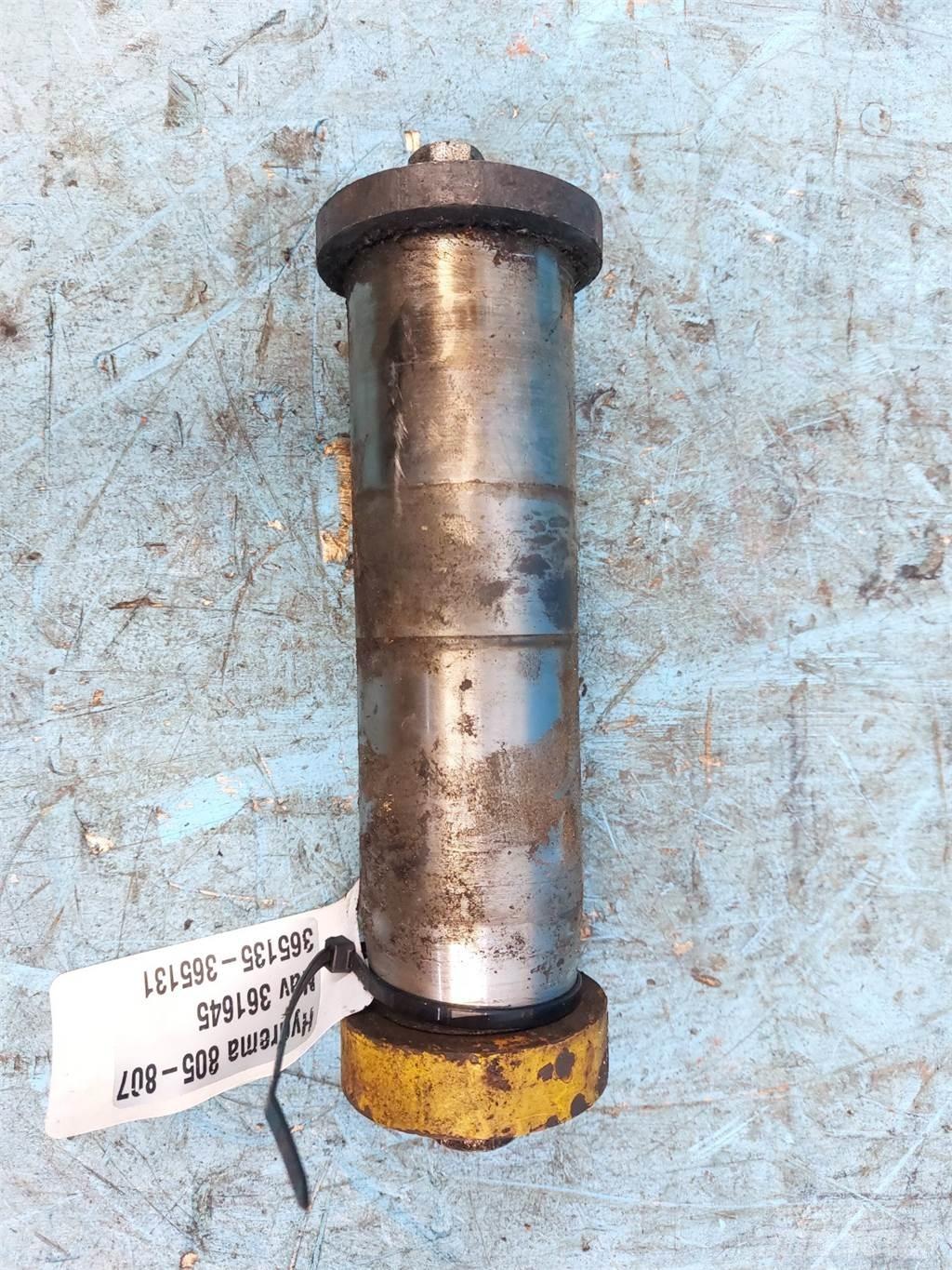 Hydrema 805 Booms and arms