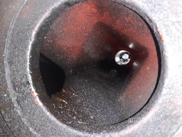 Hydrema 806 Axles