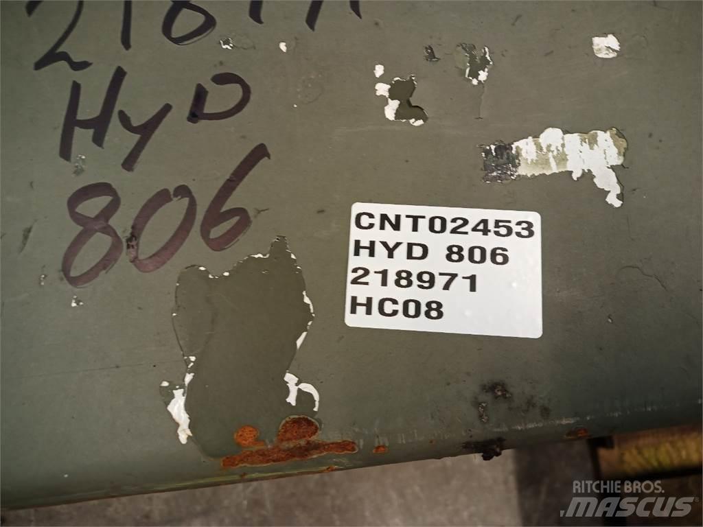 Hydrema 806 Backhoes