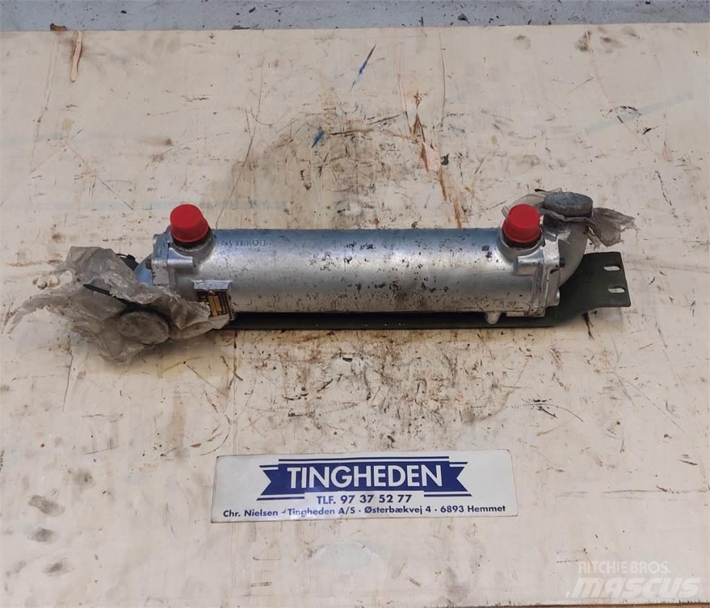 Hydrema 806 Radiators