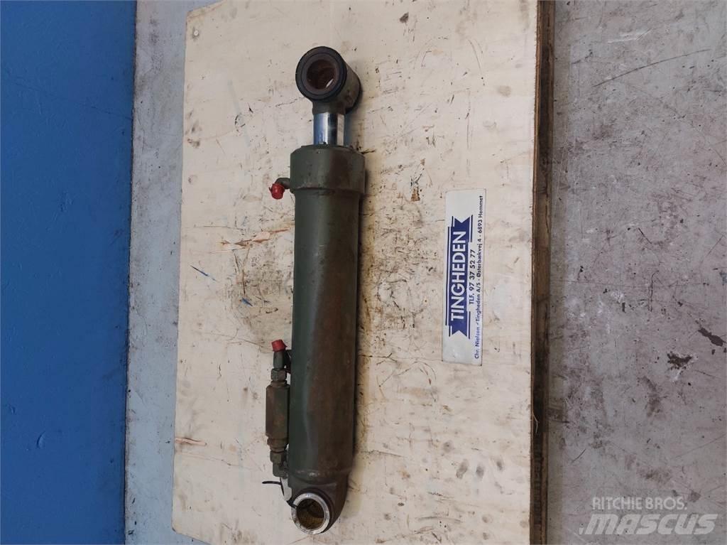 Hydrema 806 Other components