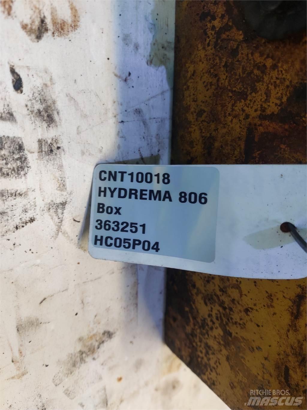 Hydrema 806 Screening buckets