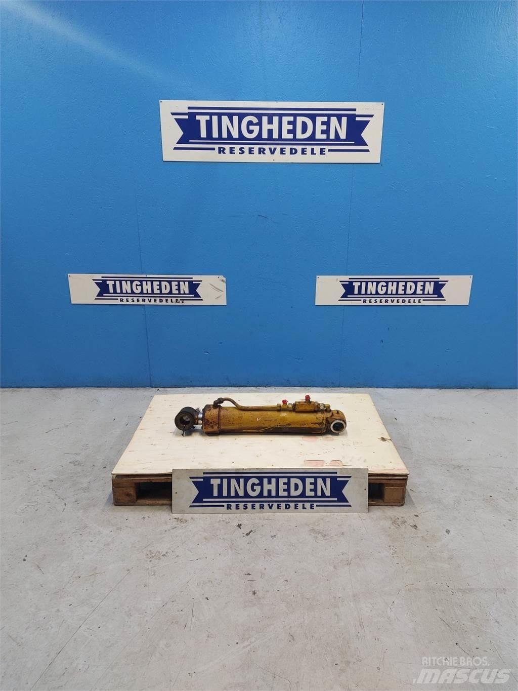 Hydrema 806 Other components