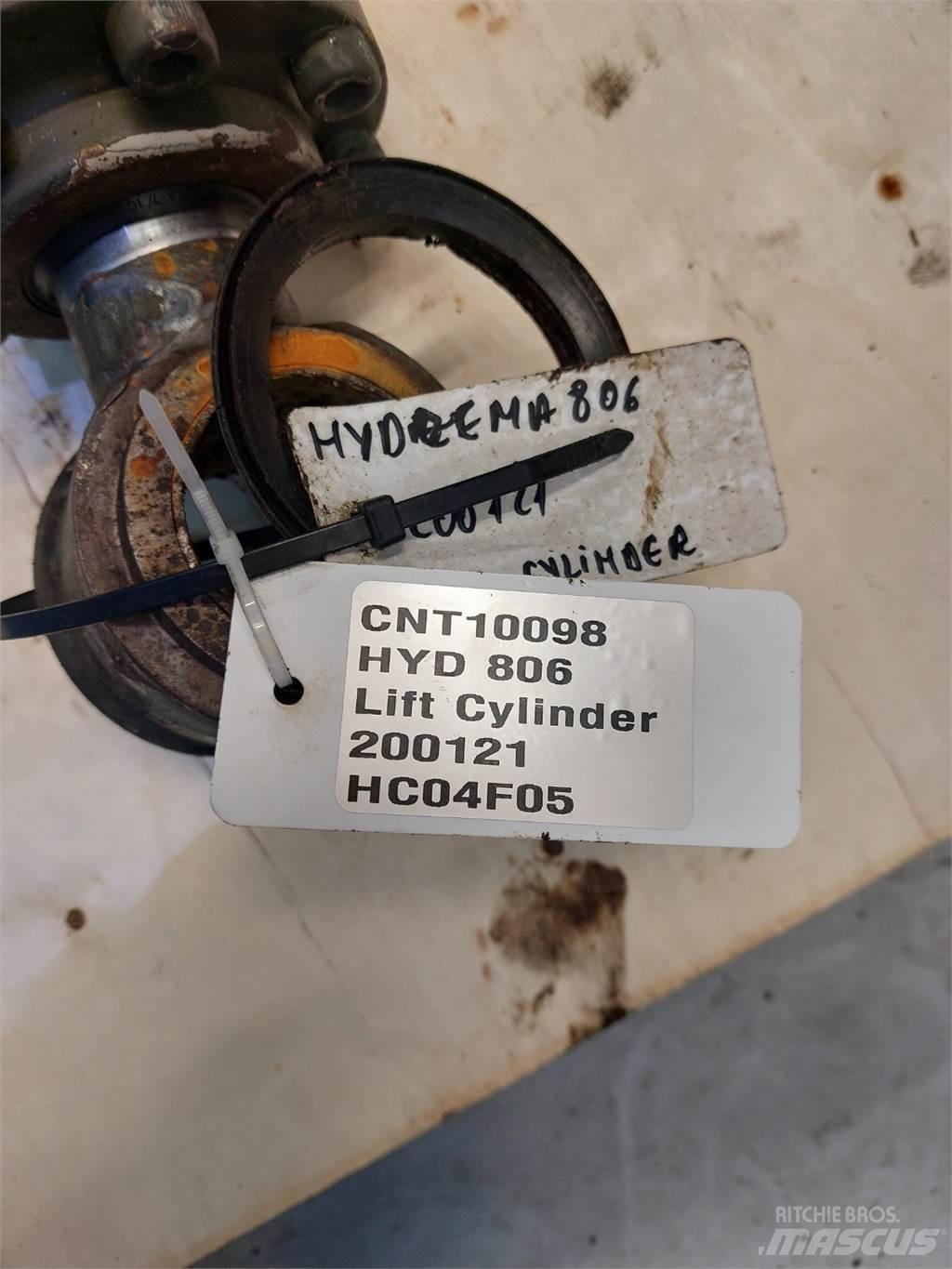 Hydrema 806 Backhoes