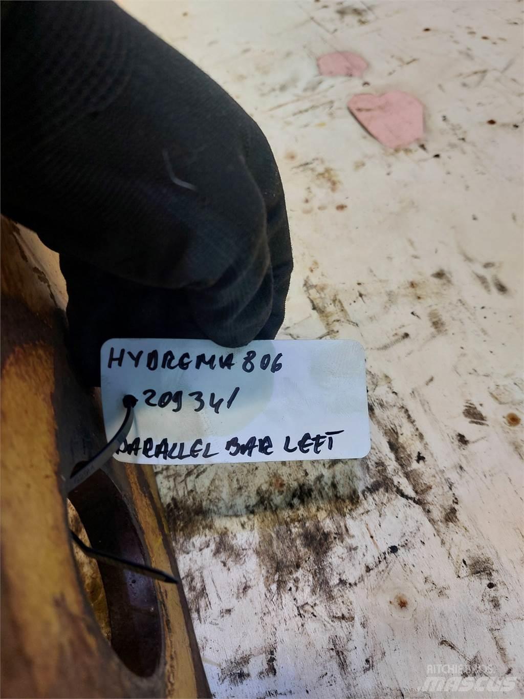 Hydrema 806 Booms and arms