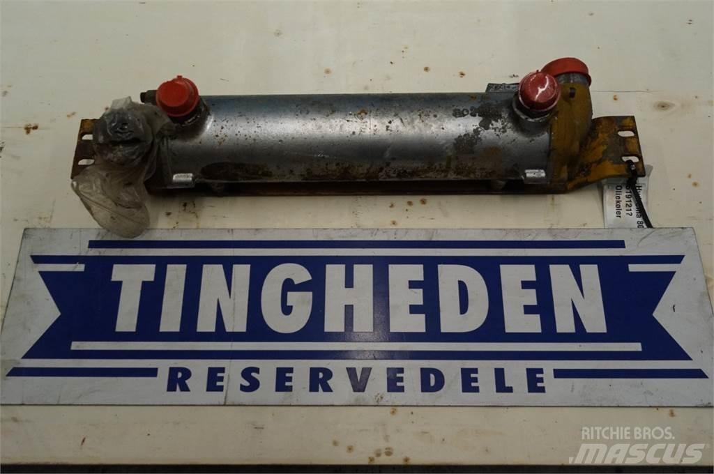 Hydrema 807 Radiators