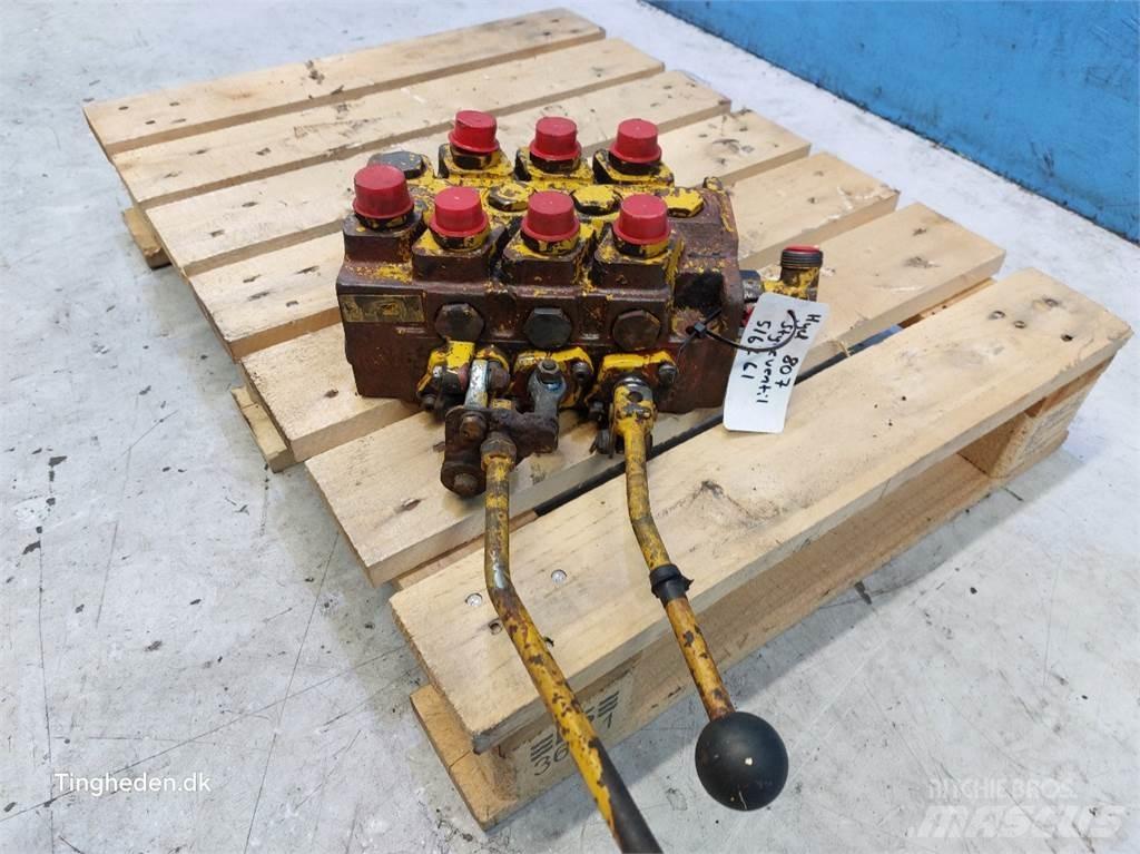 Hydrema 807 Hydraulics