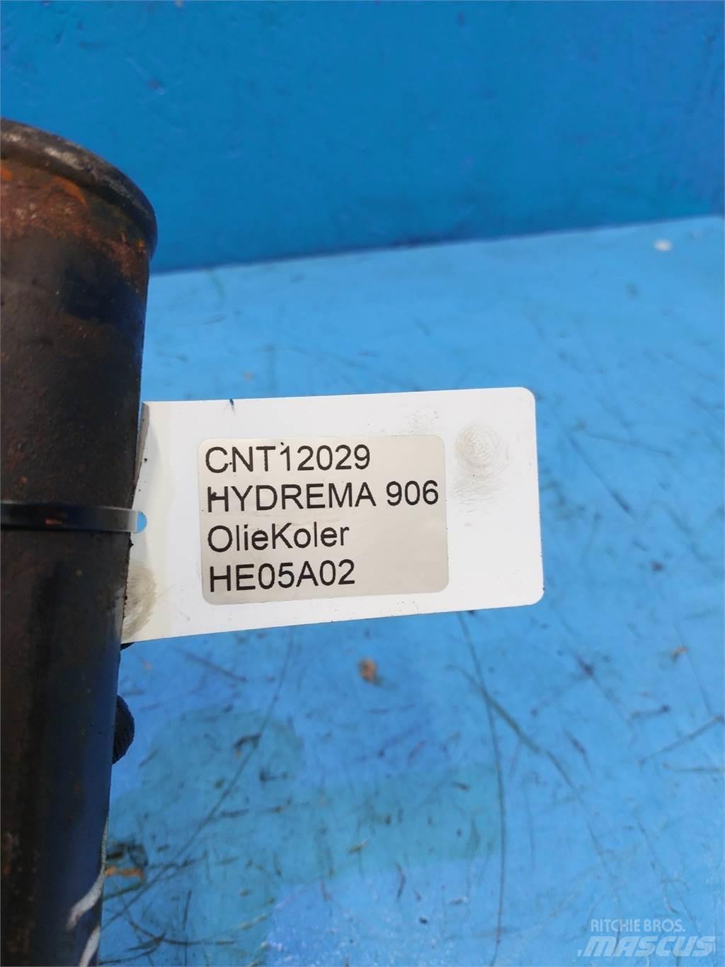 Hydrema 906 Radiators