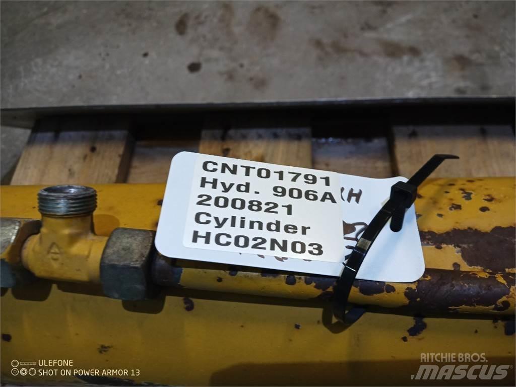 Hydrema 906A Other components
