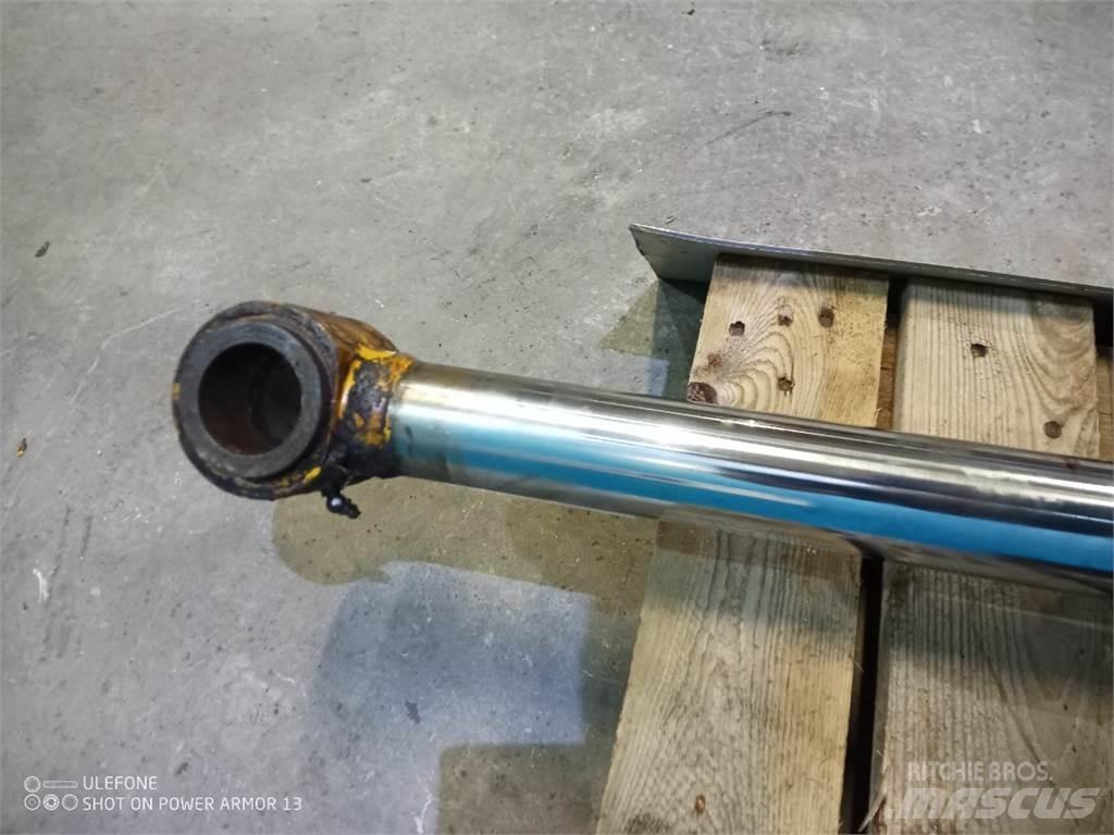 Hydrema 906B Booms and arms