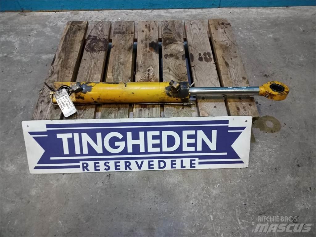 Hydrema 906B Axles