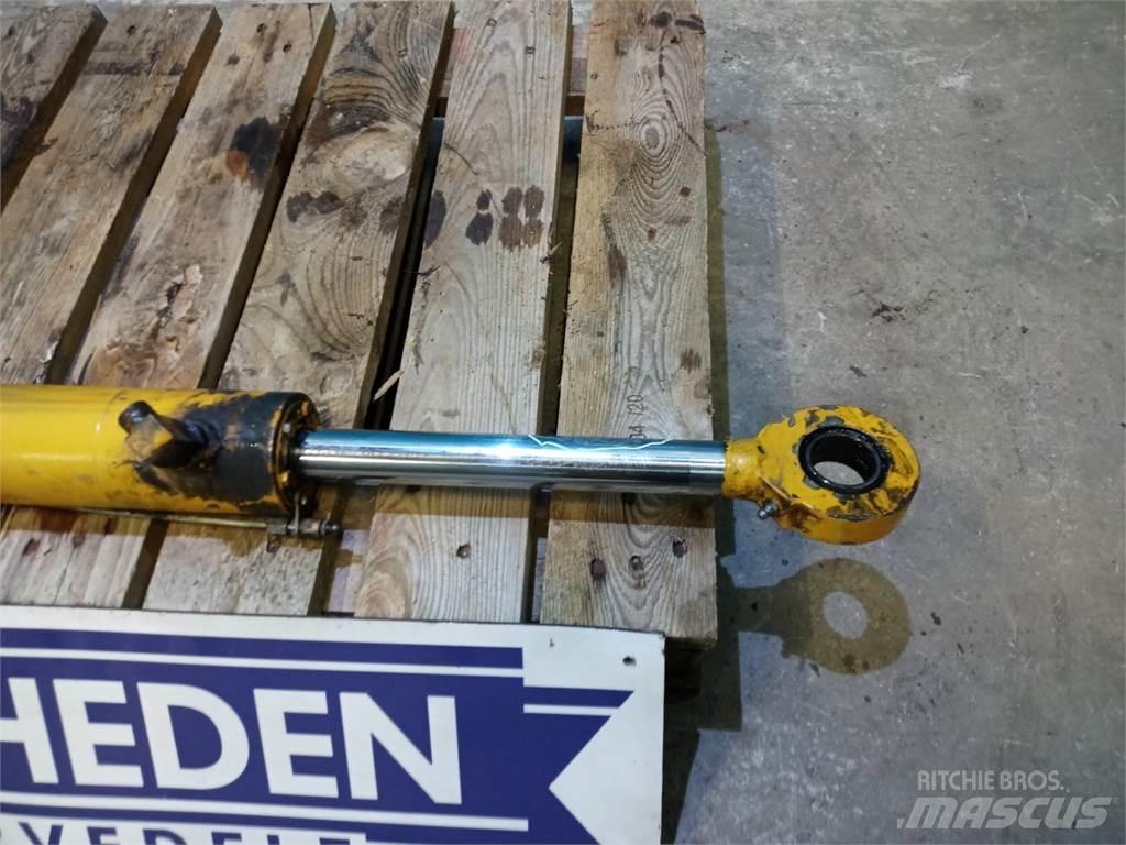 Hydrema 906B Axles
