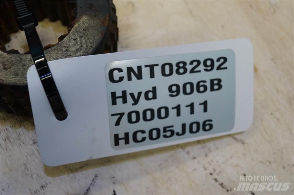 Hydrema 906B Axles