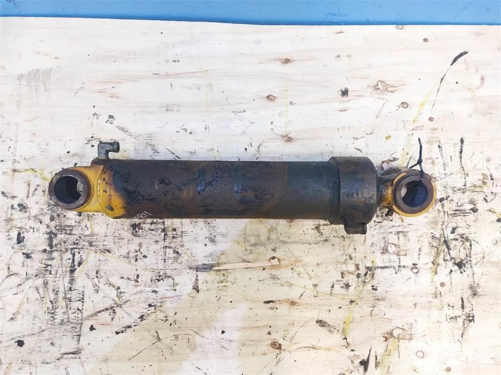 Hydrema 906B Booms and arms