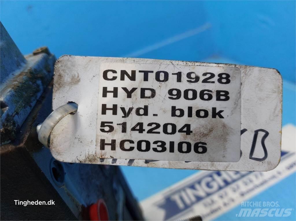 Hydrema 906B Hydraulics