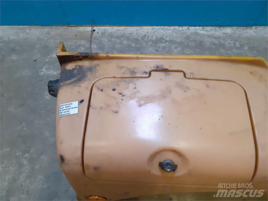 Hydrema 906C Screening buckets