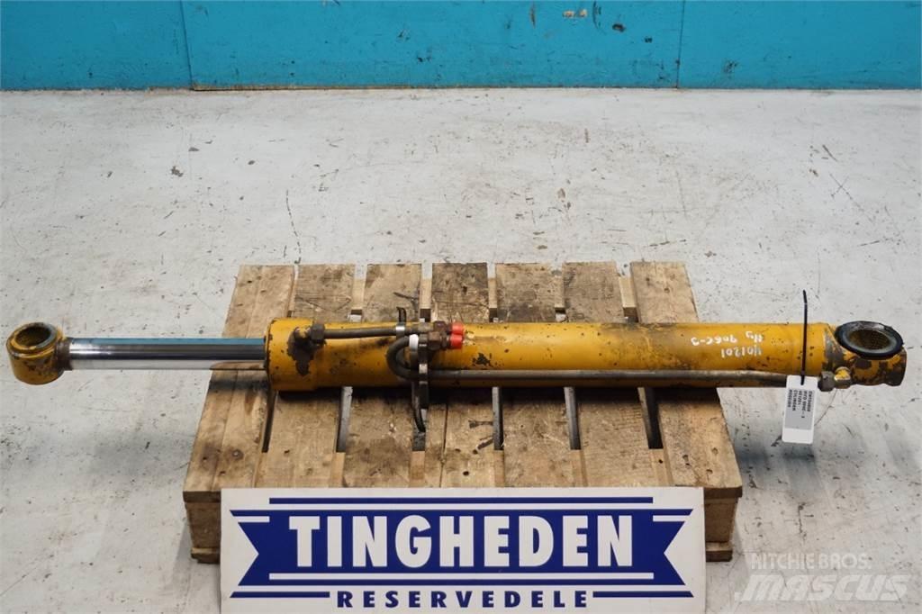 Hydrema 906C Booms and arms